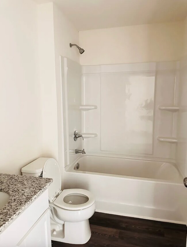 Building Photo - 239 Isabella Way