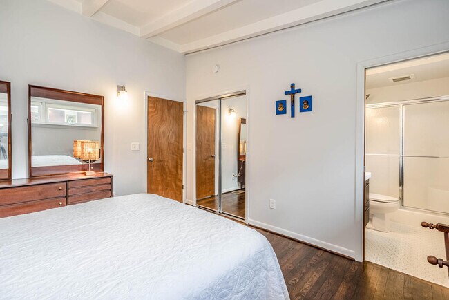 Building Photo - 1134 Baker Ln