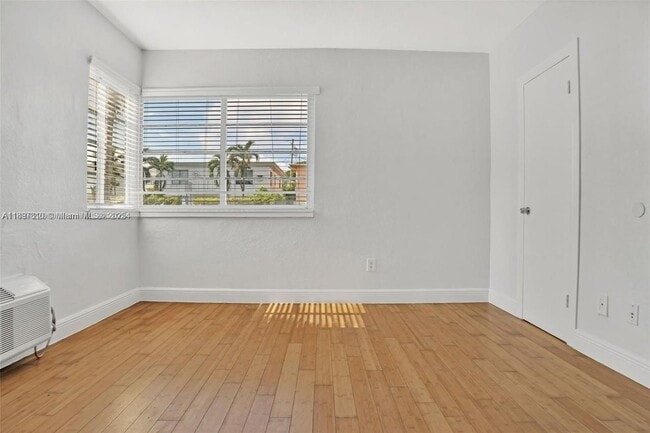 Building Photo - 7315 Harding Ave