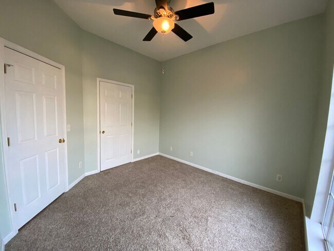 Building Photo - 3 bedroom 2 bath house in Berwick