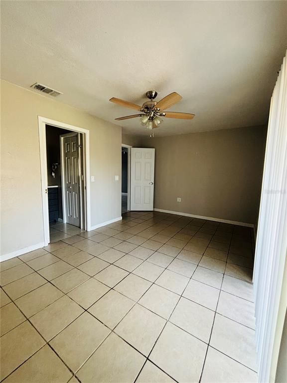 Building Photo - 28 Las Palmas Way