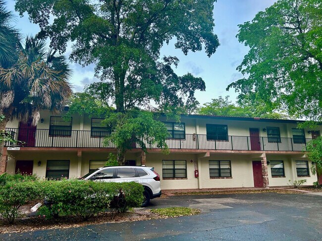 Building Photo - 1363 NW 94th Way