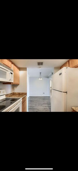 Building Photo - 8256 E Arabian Trail