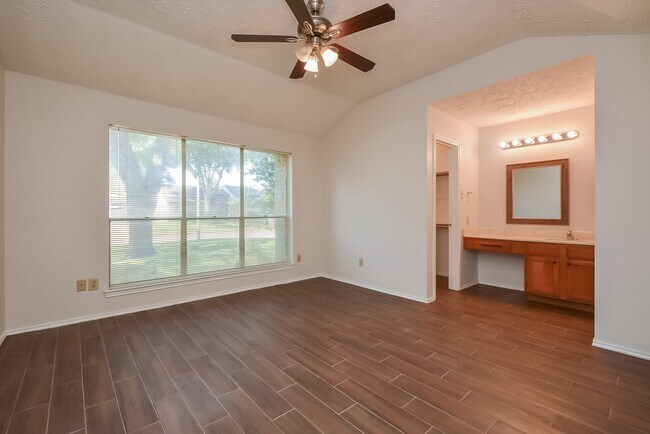Building Photo - 6206 Bryant Pond Dr
