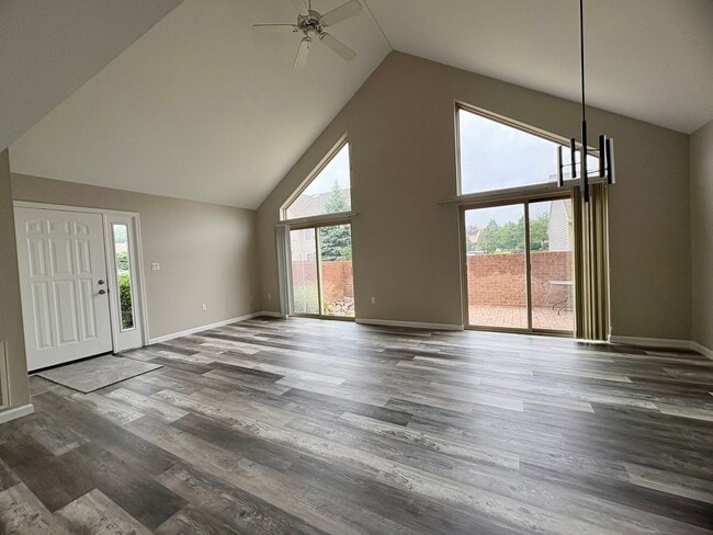 Building Photo - 2 Bedroom 2 Bathroom in Woodland View Harr...
