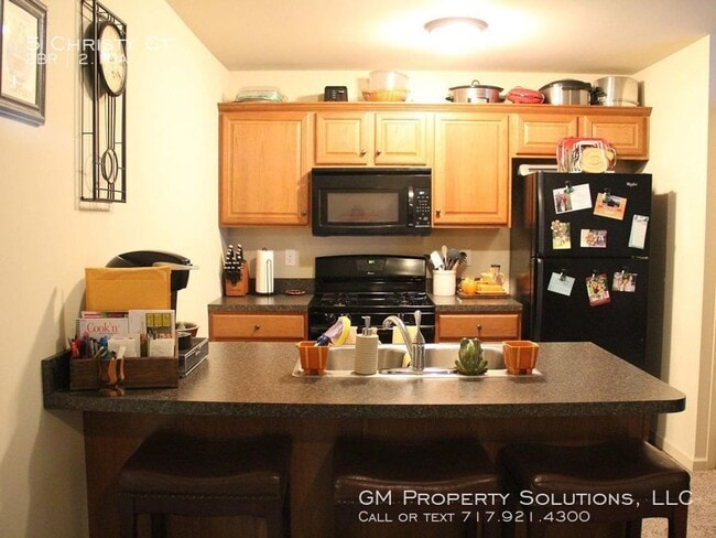 Building Photo - 2 Bedroom 2.5 Bathroom Townhome in Elizabe...