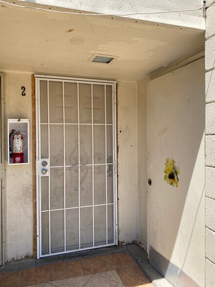 Building Photo - 2916 Marlin Ave