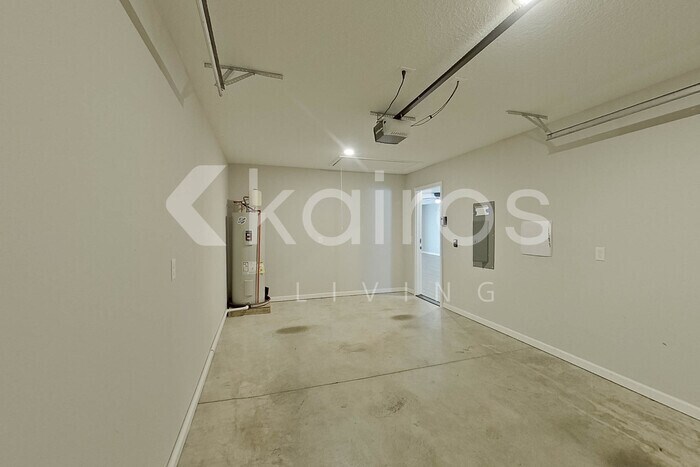 Building Photo - 124 Cottage Grove Rd