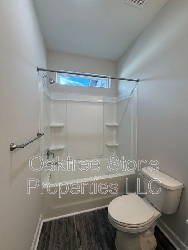 Building Photo - 1985 North St NW