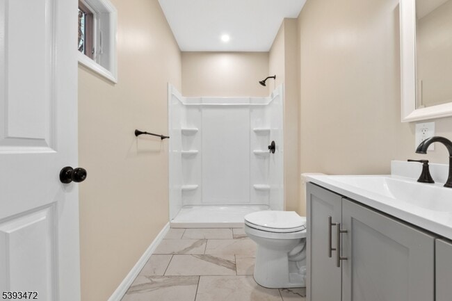 Building Photo - 937 Ringwood Ave