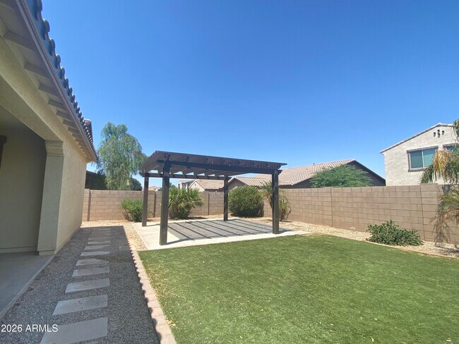 Building Photo - 22868 E Desert Hills Dr