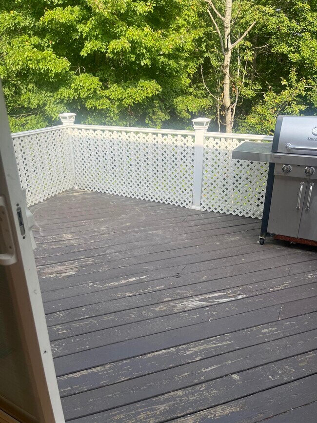 Building Photo - 53 Back River Rd