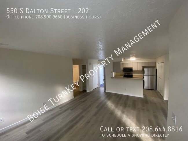 Building Photo - 550 S Dalton Ln