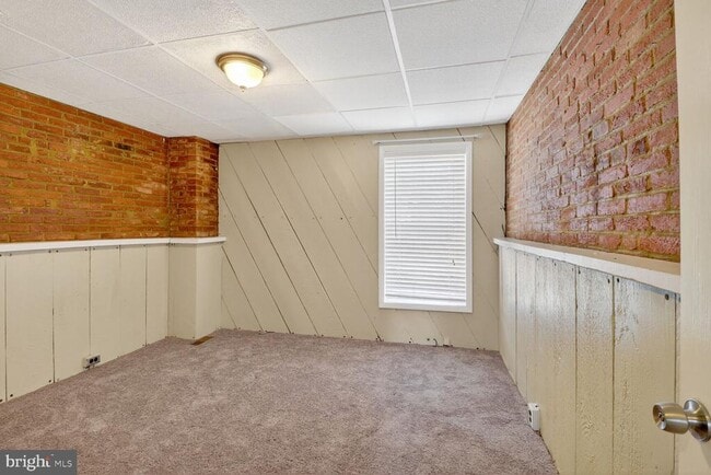 Building Photo - 1505 S Hanover St