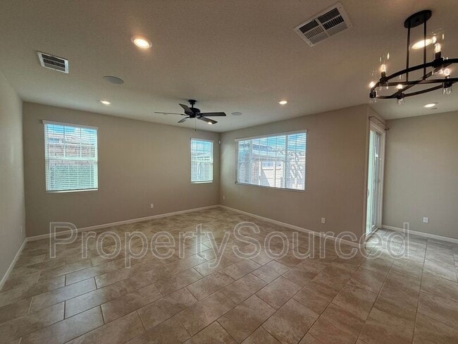 Building Photo - 1697 W Woodward Ave