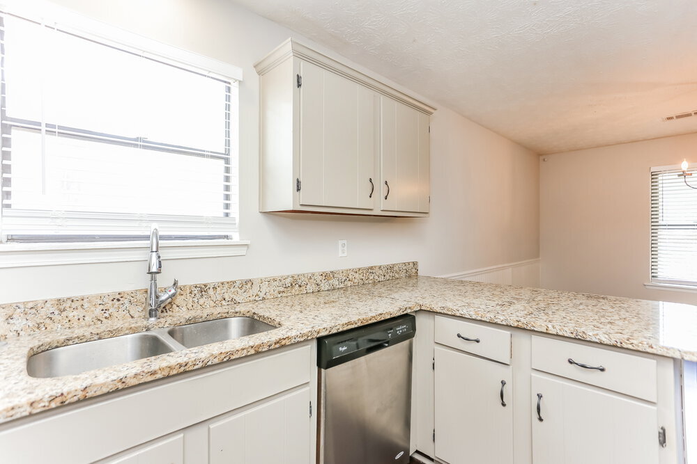 Building Photo - 3747 Willow Wood Way NW