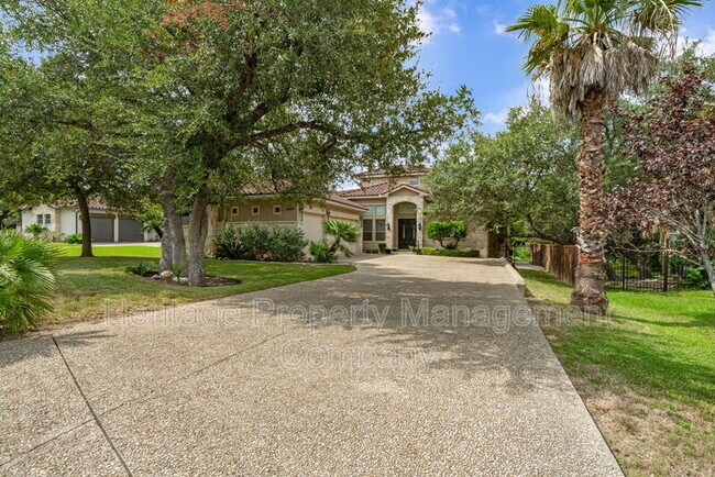 Building Photo - 24915 Estancia Cir