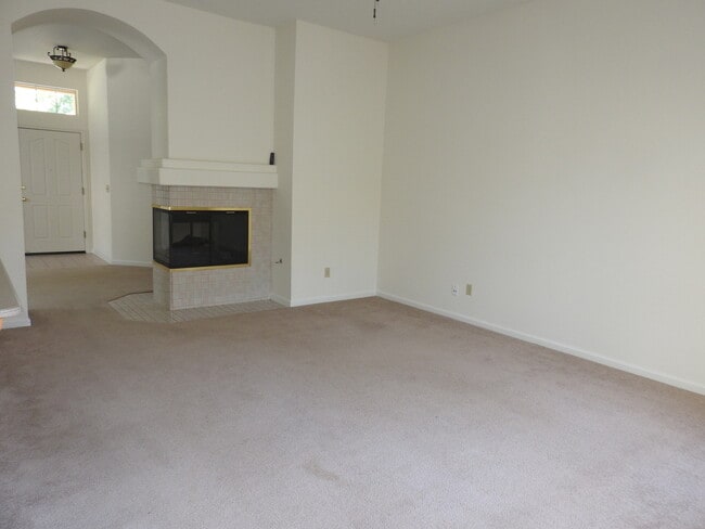 Building Photo - 154 Elkins Cir