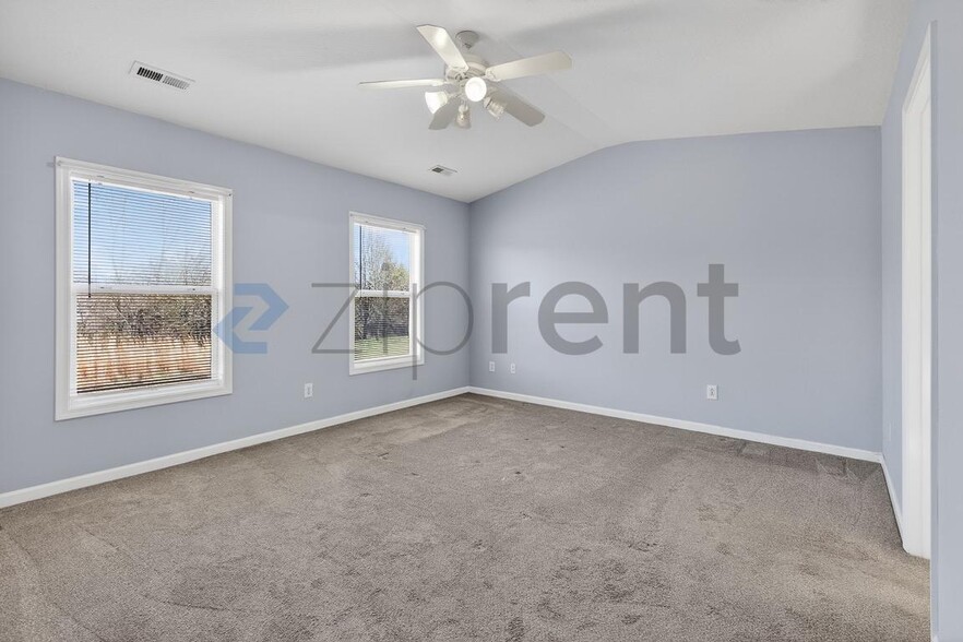 Building Photo - 6404 Trotters Ridge Rd