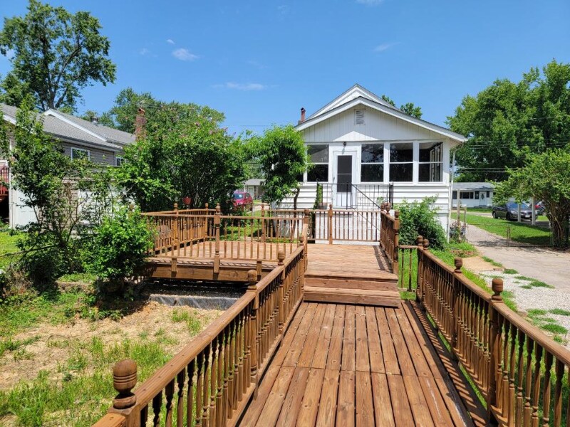 Building Photo - 8620 Moran Pl