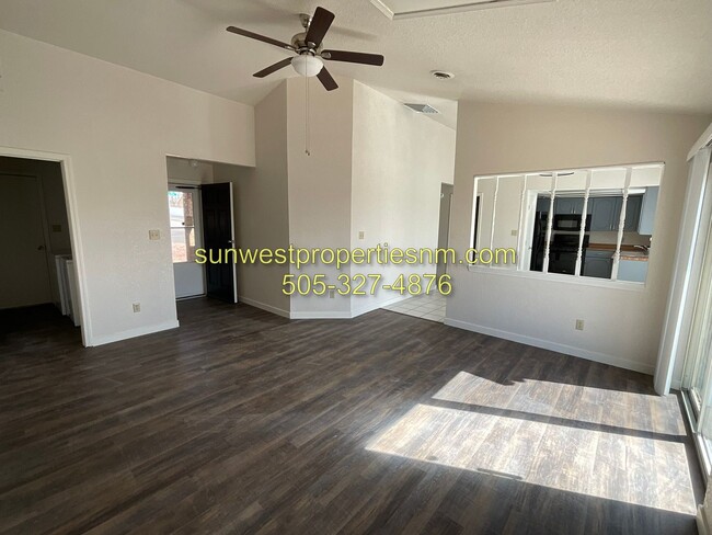 Building Photo - Newly Renovated!  3 Bedroom, 2 Bath with 2...