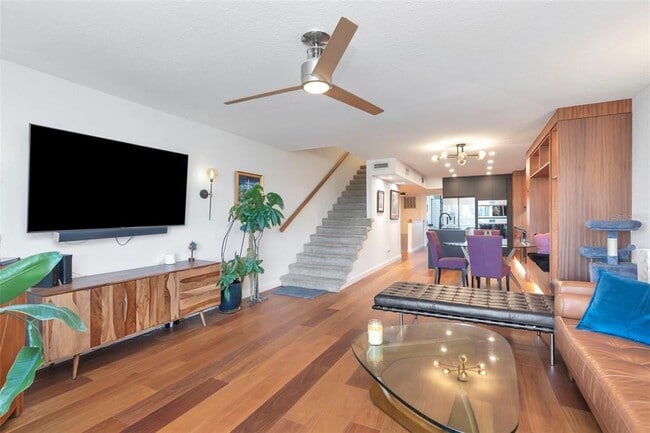 Building Photo - 14767 Seminole Trail