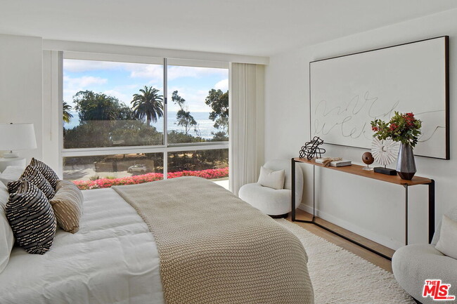 Primary Photo - 201 Ocean Ave Ext