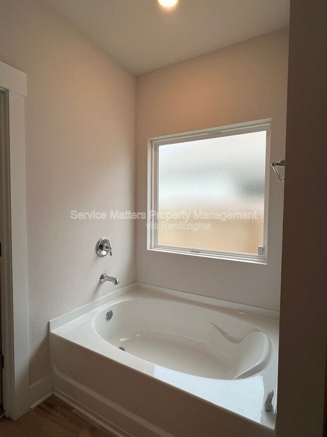 Building Photo - 5745 Danbury Blvd