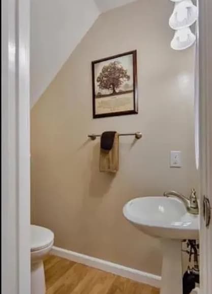 Half bath - 8868 La Riviera Dr
