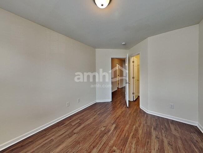 Building Photo - 2321 King Malcolm Ln