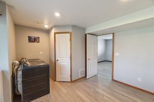 Building Photo - Single Family Home in Spokane Valley!!