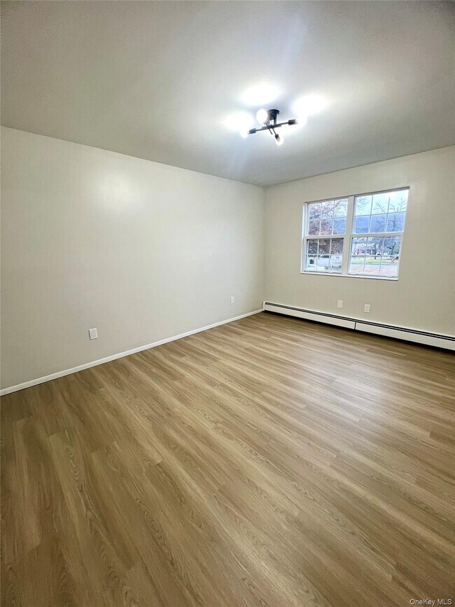 Building Photo - 13-19-19 Cole St