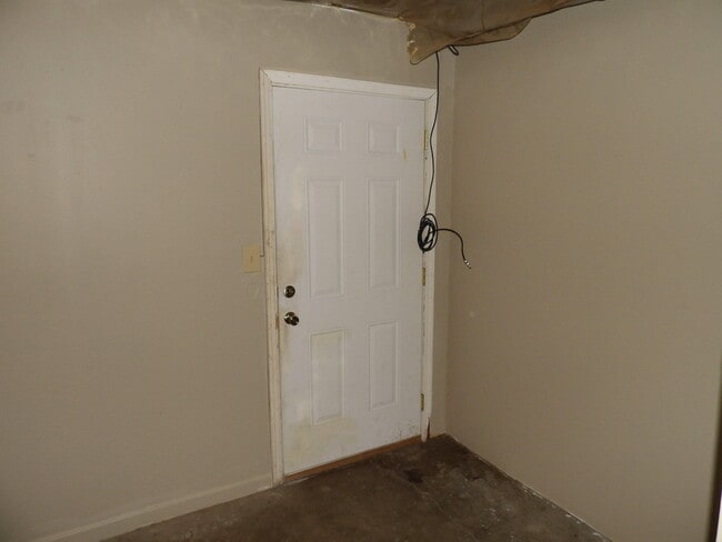 Building Photo - 409 Ridgewood Ln