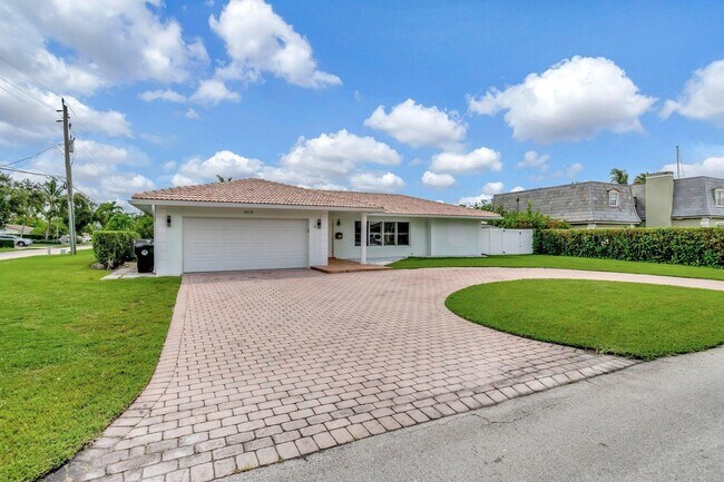 Building Photo - 4450 NE 23rd Ave