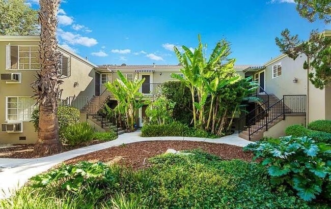 Courtyard - 601 W Foothill Blvd