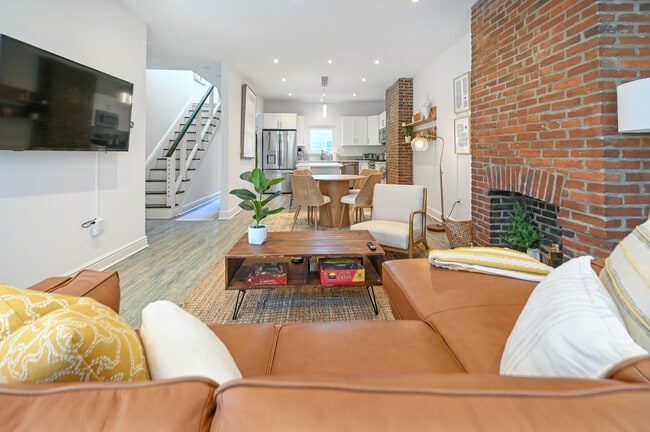 Building Photo - 3451 Denny St