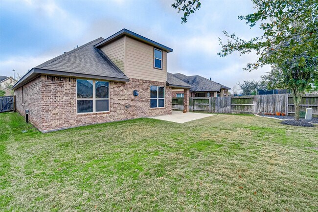 Building Photo - 4814 Sequoia Park Ln