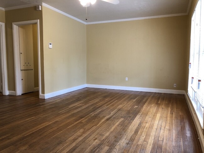 Building Photo - Move In Special!!! First Full Month Free!!!