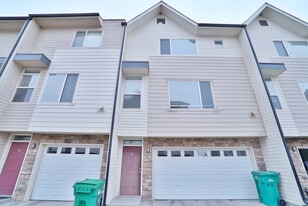 Building Photo - 8751 Pearl St