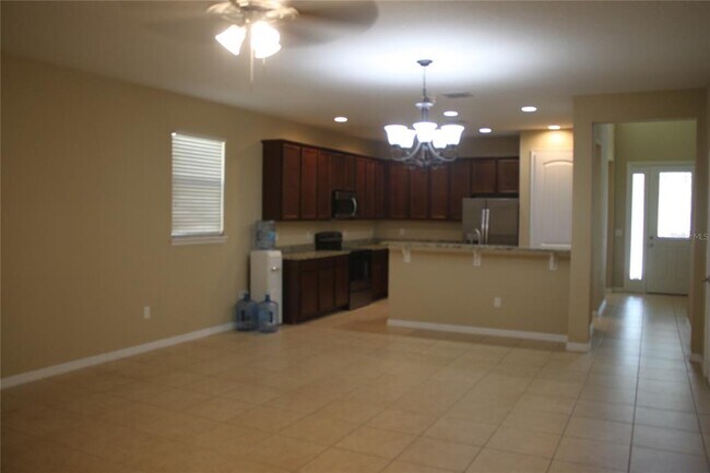 Building Photo - 13231 Overstreet Rd