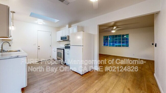 Building Photo - 353 E Robles Ave