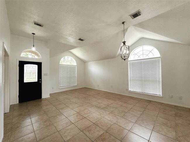 Building Photo - 2810 Autumn Springs Ln