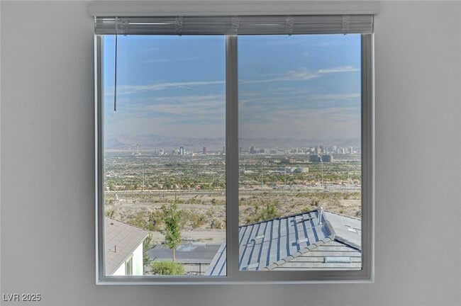 Building Photo - 1498 Marsh Bird St