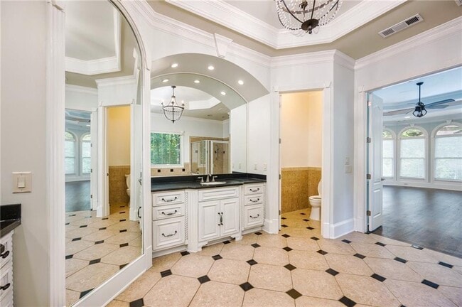 Building Photo - 105 Chablis Ct
