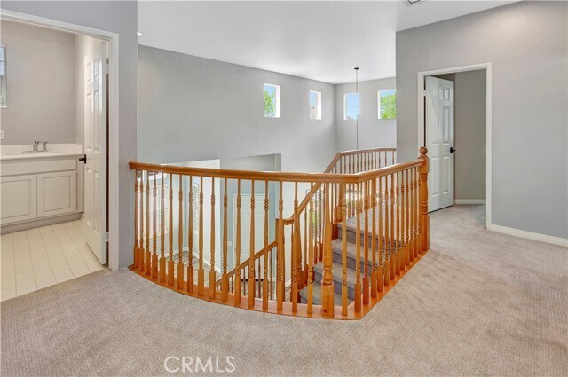 Building Photo - 47 Creek View Rd