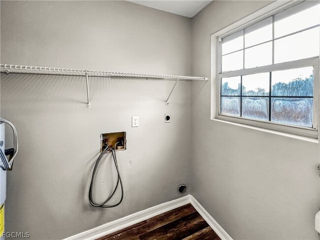 Building Photo - 849 Theodore Vail St E