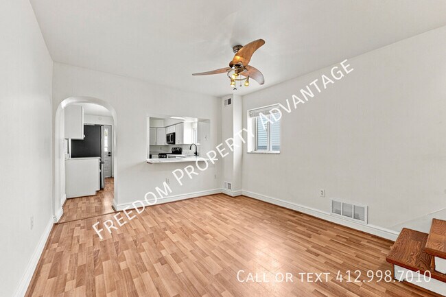 Building Photo - 1717 Sidney St
