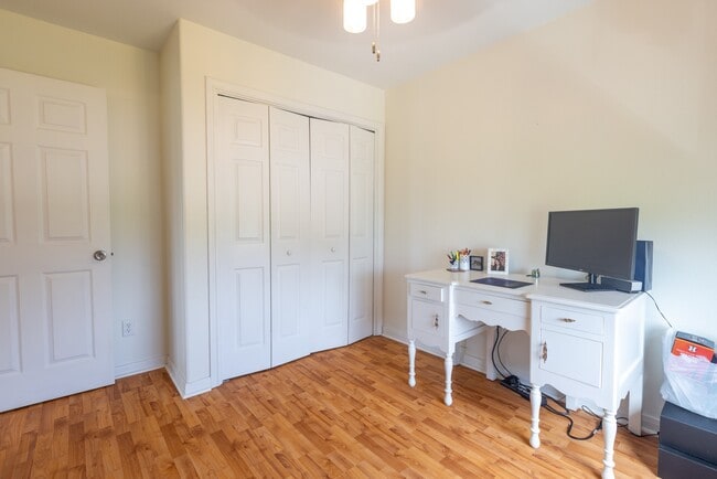 Building Photo - 4106 Temprano Dr