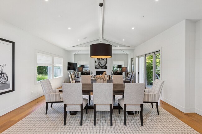 Building Photo - 760 Zinfandel Ln