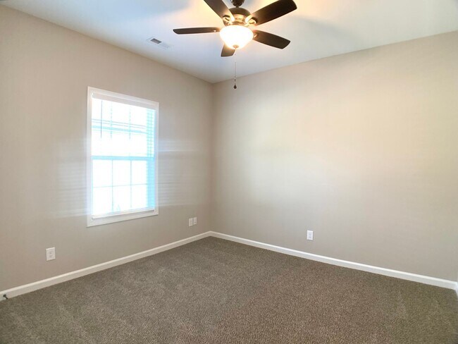 Building Photo - 1406 Citadel Dr